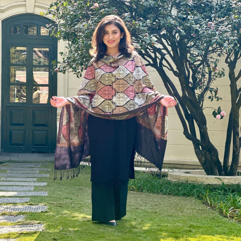 Royal Drape Signature Shawl